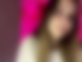 Live cam show with Merry - College on Hubzter Live
