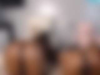 Live cam show with cocowantsyouu - Bedroom on Mixed Magazine Live