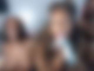 Live cam show with cocowantsyouu - Gagging on Milfs Live