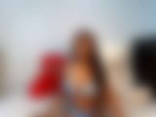 Live cam show with cocowantsyouu - Fingers on Camsoda