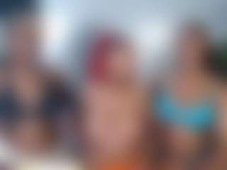 Live cam show with cocowantsyouu - Tease Black on Dolls Live