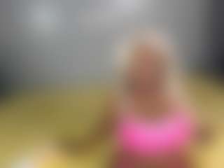 cocowantsyouu's Live Sex Cam Show