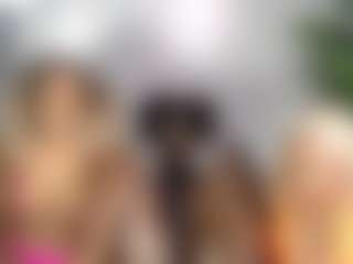 Live cam show with cocowantsyouu - Ebony Lush on Milf Play