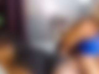 Live cam show with cocowantsyouu - Tease on Camming Site
