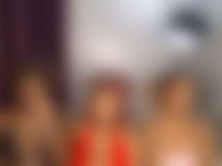 Live cam show with cocowantsyouu - Bikini on Soda Cam