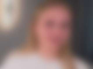 ConnieeHolt's Live Sex Cam Show