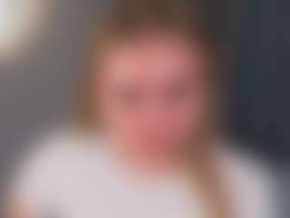 ConnieeHolt's Live Sex Cam Show
