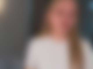 ConnieeHolt's Live Sex Cam Show