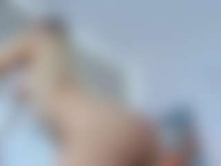 Live cam show with daisy-luv - Blue Eyes on TeamSkeetLive