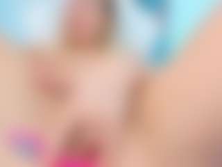 Live cam show with daisy-luv - Skinny White on Mixed Magazine Live