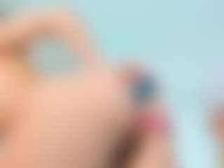 Live cam show with daisy-luv - Blonde Hair Petite on Soda Cam