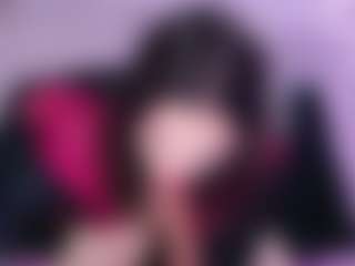 Live cam show with DollyRoses - Tease on fapnchat