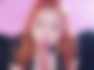 Live cam show with DollyRoses - Petite on CamClone