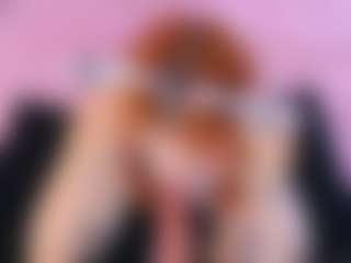 Live cam show with DollyRoses - Red Hair Shaved Pussy on CSO-WL