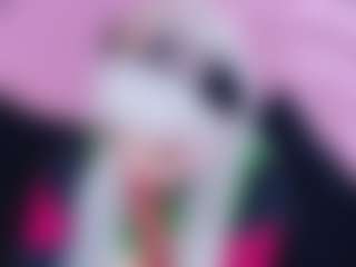 Live cam show with DollyRoses - Normal on CamClone