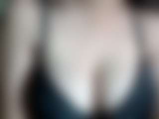 Inaya20's Live Sex Cam Show