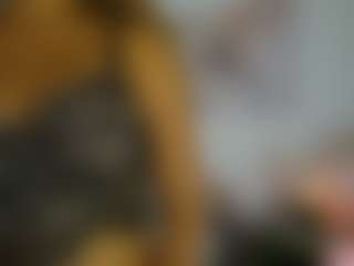 Live cam show with JadeDavin - Tease Brown Hair on StripNow