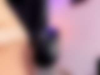 Live cam show with JadeLux - Red Hair HD on livesuperchat.net