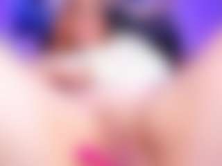 Live cam show with JadeLux - Double Penetration on hotwifechat.live
