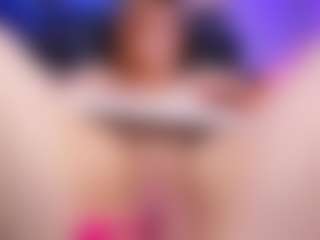 Live cam show with JadeLux - Blonde Hair Curvy on Camsoda
