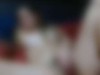 Khloekingsleyxo's Live Sex Cam Show