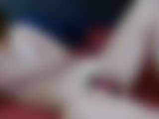 Khloekingsleyxo's Live Sex Cam Show