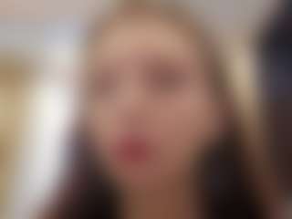 Mia's Live Sex Cam Show