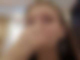 Mia's Live Sex Cam Show