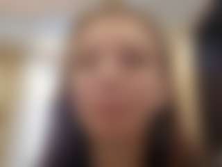 Mia's Live Sex Cam Show