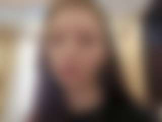 Live cam show with Mia - Nipple Piercings on liverealitysex.com