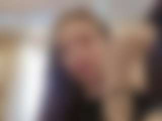 Live cam show with Mia - Facial on liverealitysex.com