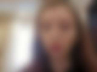 Live cam show with Mia - Ebony on Camversity | austria