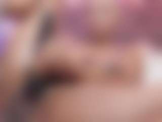 Live cam show with LeidyNova - Strip on Hubzter Live