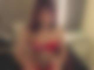Live cam show with SamanthaAura - Red Hair on hotwifechat.live