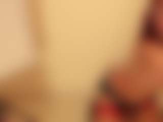 Live cam show with SamanthaAura - Red Hair on TottyGirls