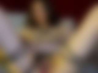 Live cam show with Scarlettnora - New Shaved Pussy on TeamSkeetLive