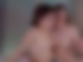 Live cam show with AletaTestani - Skinny on livesuperchat.net