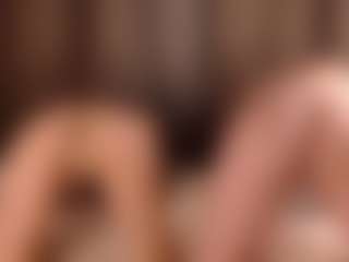 Live-camshow met AletaTestani - Cock Rating op Camsoda