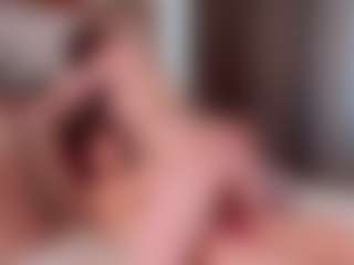 AletaTestani's Live Sex Cam Show
