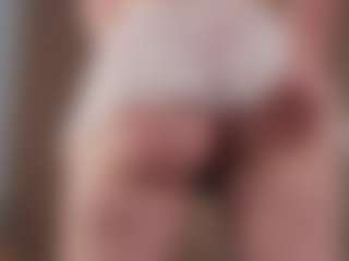 AletaTestani's Live Sex Cam Show