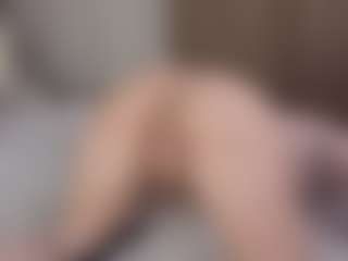Live cam show with AletaTestani - Sexwebcam Brown Hair on TeamSkeetLive