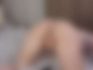 AletaTestani's Live Sex Cam Show
