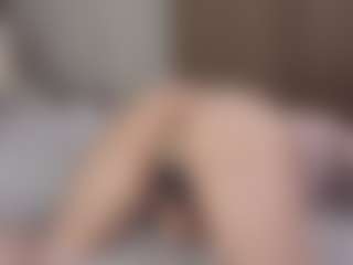 AletaTestani's Live Sex Cam Show