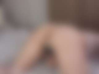 AletaTestani's Live Sex Cam Show