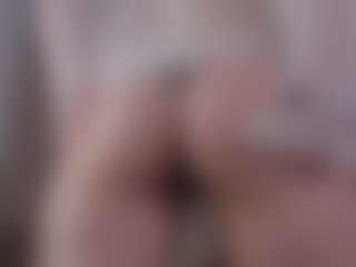AletaTestani's Live Sex Cam Show