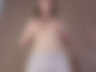 AletaTestani's Live Sex Cam Show