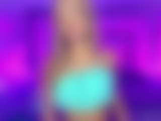 Live cam show with Chanellfantasy - Black Hair on Soda Cam