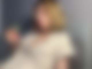 Live cam show with Amy - Role Play on camwithhim.com