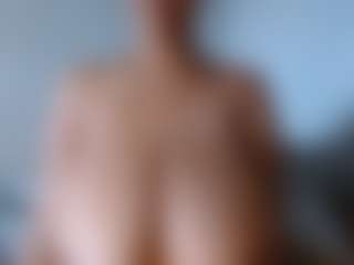 diamond44ddd's Live Sex Cam Show