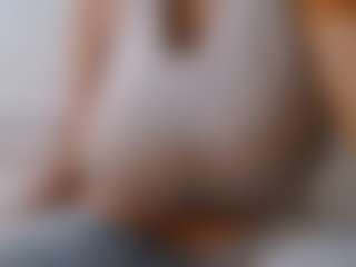 Live cam show with diamond44ddd - Mature on CamClone